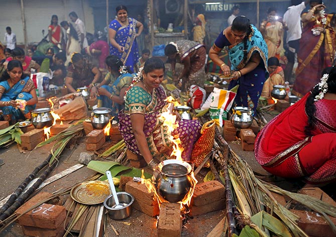 12india winter festival7 Rumors On Sankranti Festival 2024: సంక్రాంతి మరలా వచ్చింది కీడు విషయంలో ఉత్త పుకార్లేనా.