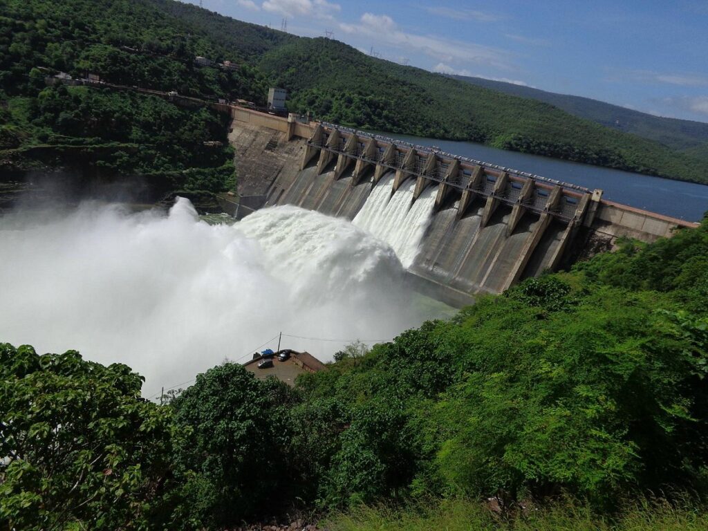 srisailam dam Palamuru Rangareddy project: పాలమూరు రంగారెడ్డి ప్రాజెక్ట్ కు 60 శాతం నిధులు.